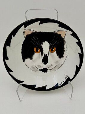 VTG Cats by Nina 8" ceramic bowl by Nina Lyman Black/white cat/amber eyes, MINT!